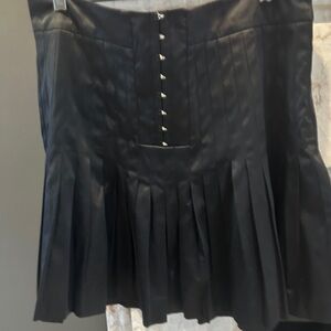 Elegant Black Pleated Skirt